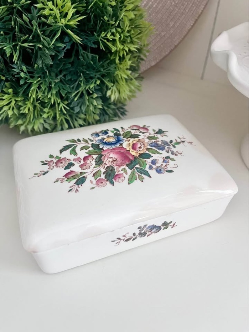 Vintage Wedgwood Floral Porcelain Lidded Trinket Box Jewelry Box Edme Conway